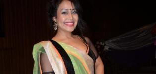 Famous Bollywood Singer Neha Kakkar in Saree Latest Pics - Photos