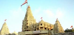 Dwarkadhish Temple in Dwarka Gujarat India Information Photos