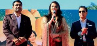 Aishwarya Rai in Red Velvet Dress Anarkali Suits in Kalyan Jewellers at Dubai
