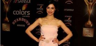Divya Khosla Kumar in Light Pink Mermaid Evening Gown at Stardust Awards 2015 Mumbai