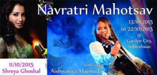 Bollywood Singer Shreya Ghoshal and Aishwarya Majmudar in Navratri Event 2015 at Ankleshwar Gujarat