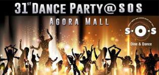 Dine and Dance 31st December Party 2016 at Balaji Agora Mall in Gandhinagar