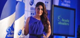 Kareena Kapoor Launches Head & Shoulders New Range wearing Blue Short Dress - 2014 Photos