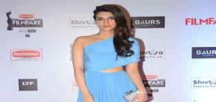 Kriti Sanon in Sky Blue One Off Shoulder Gown at 61st FilmFare Awards 2016