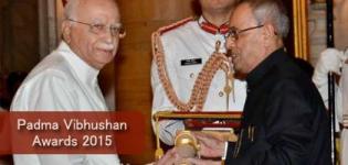 LK Advani Honoured with Padma Vibhushan Award 2015 in Delhi